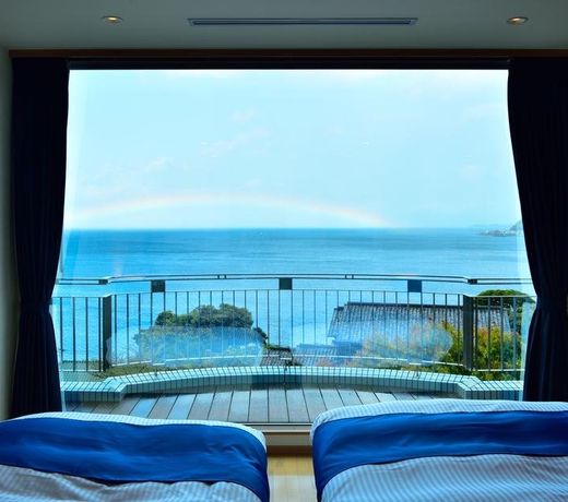 Auberge Fontaine Bleau Atami