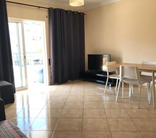 Rei Apartment