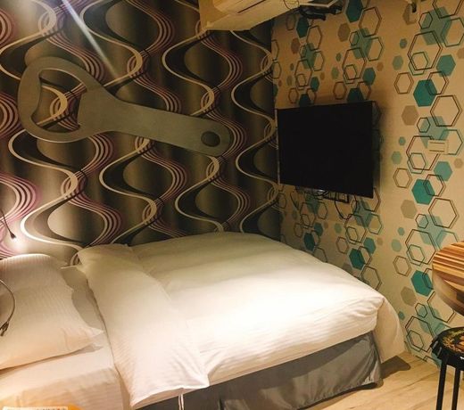R10 Eco Hotel