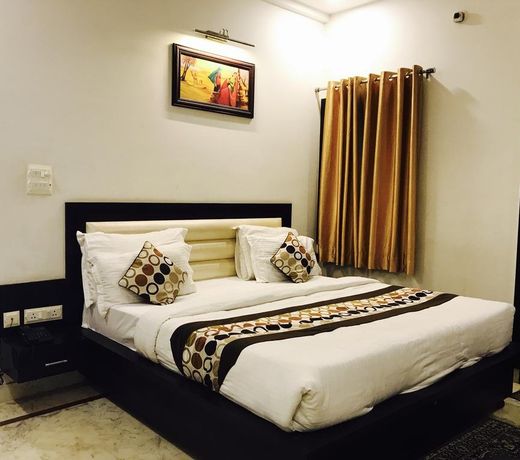 Hotel Aaradhya Residency