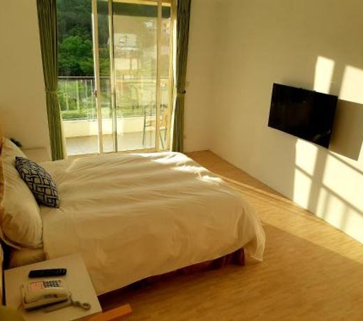 Ze Hu B&B