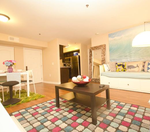 Free Parking 2BR/5Bed Awesome Hollywood Sign View