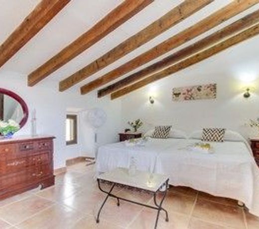 Finca Altra Casa