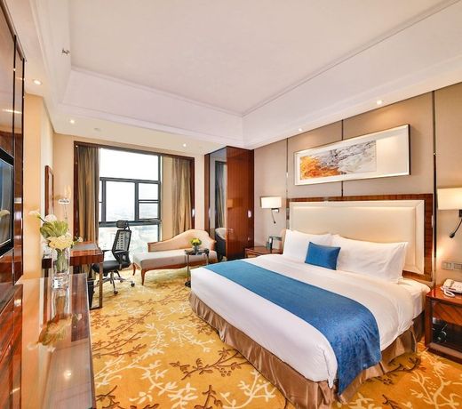 Jianghai Country Garden Phoenix Hotel