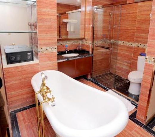 Fuye Holiday Hotel