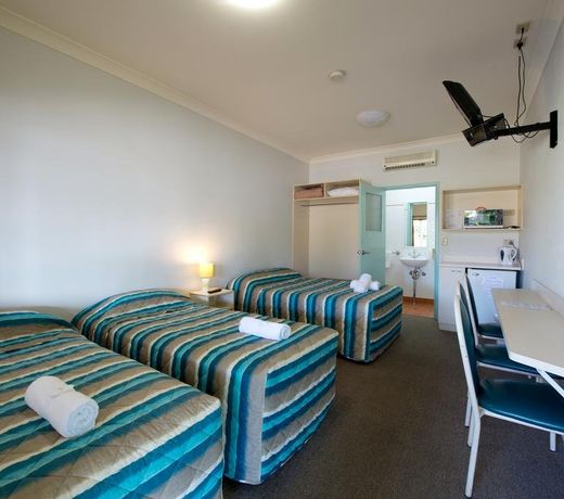 Lamington Hotel Motel - Detached Motel