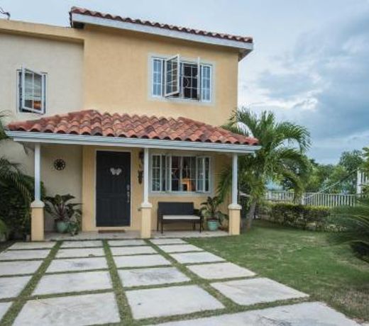 Mango Walk Country Club Suites