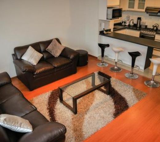 Miraflores4Rent Sisley