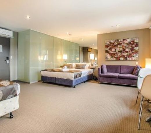 MVV Motel & Comfy Kew Apartments