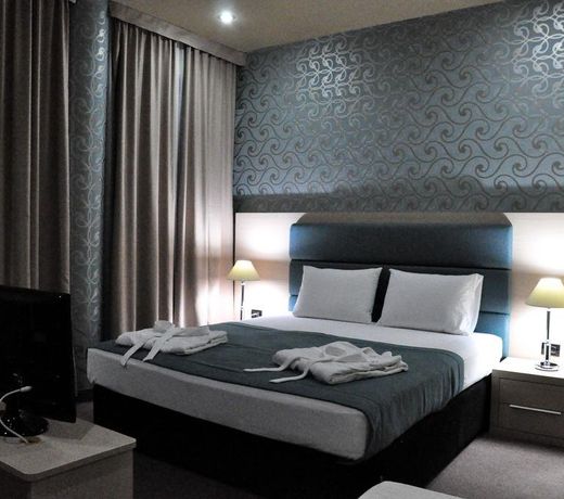 Rapos Resort Hotel