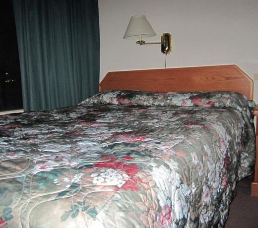Red Coach Inn