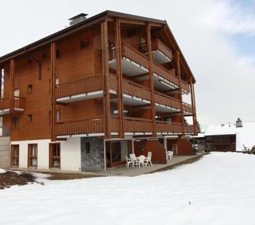 Apartment Fénestral R01 by Interhome