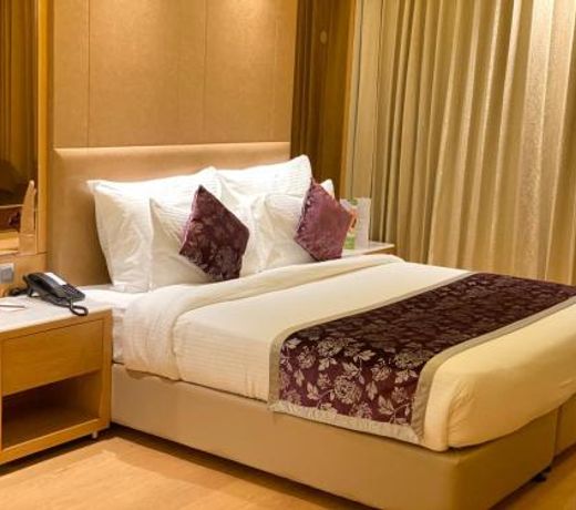 NIRVANA Luxury Hotel l Ludhiana