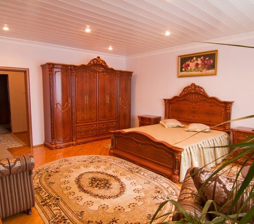 Family House Hotel
