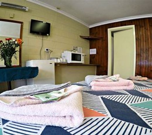 Turn-in Motel