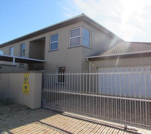 Moya Self Catering Cape Town