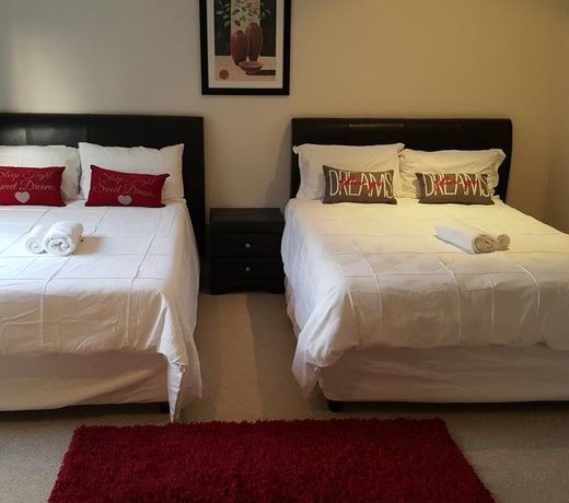 Moya Self Catering Cape Town