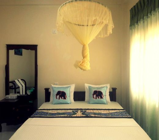 New Peacock Resort