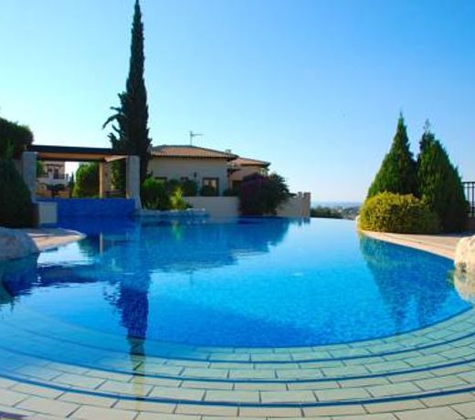 3 bedroom Villa Minami with stunning views, Aphrodite Hills Resort