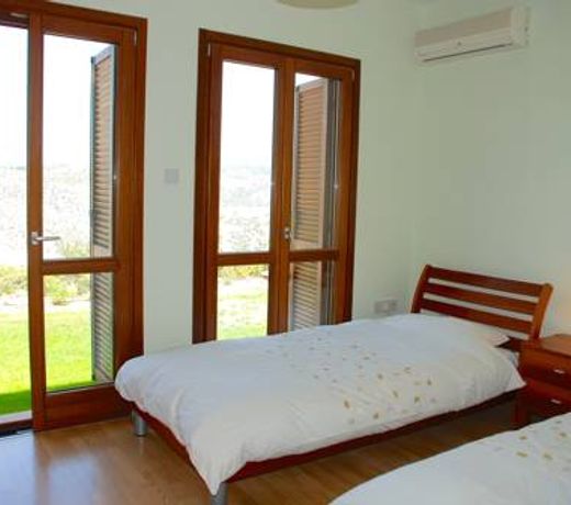 3 bedroom Villa Minami with stunning views, Aphrodite Hills Resort