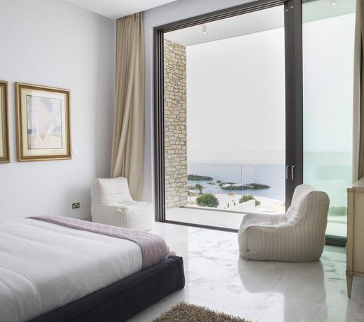 Cap St Georges Villas