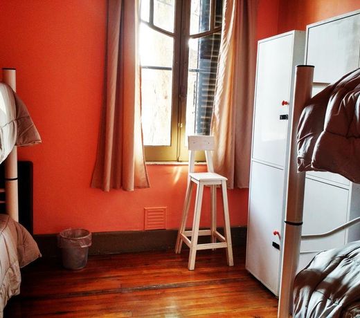Windmill Hostel