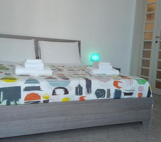 Bed Cafe