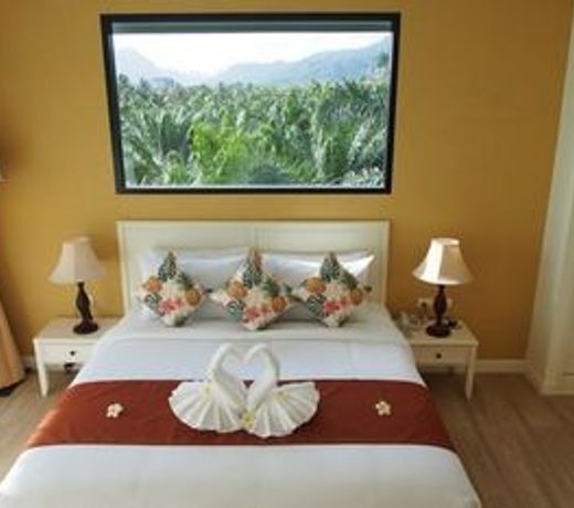 Hula Hula Resort, Ao Nang -SHA Extra Plus
