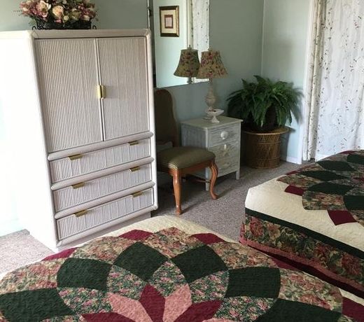Crosswinds Motel