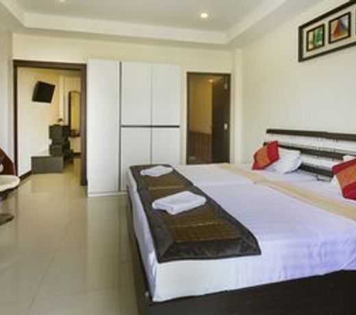 Royal Q&D Suites Hotel