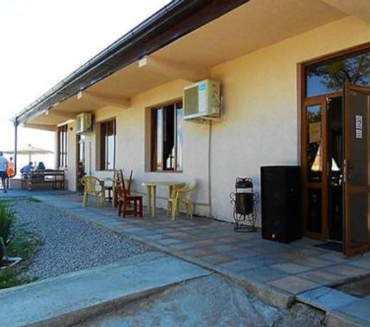 Hotel Pshandra