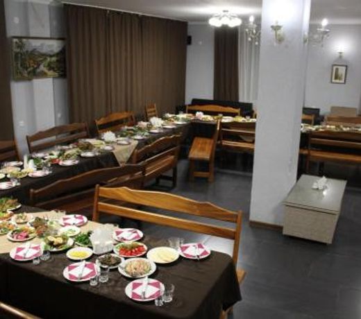 Hotel Pshandra