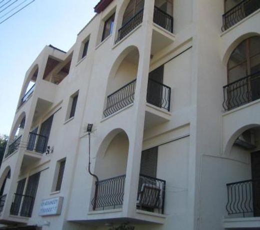 Chariandry Court