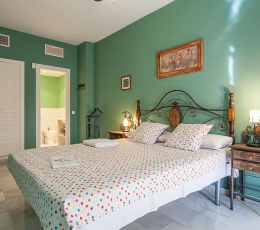 SevillaHome - Bonito Piso Junto al Rio
