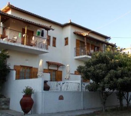 Philippos Apartments