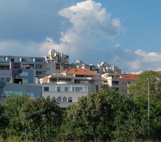 Luxury Rooms Near the Beach3