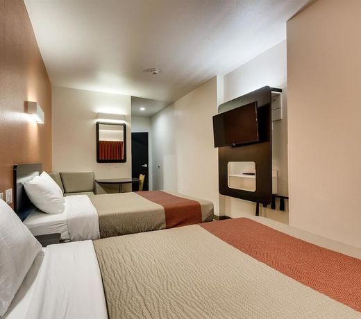 Motel 6-Tulsa, OK