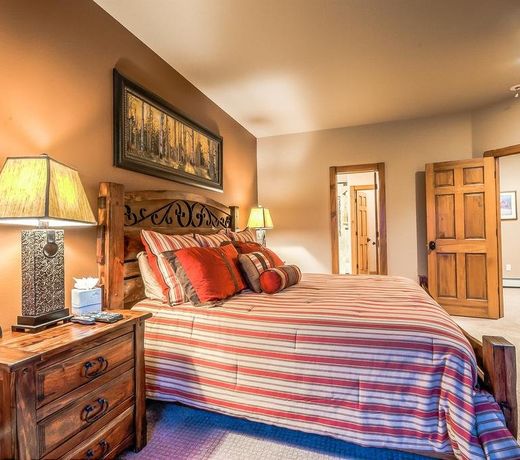 Churchill Lodge Grande