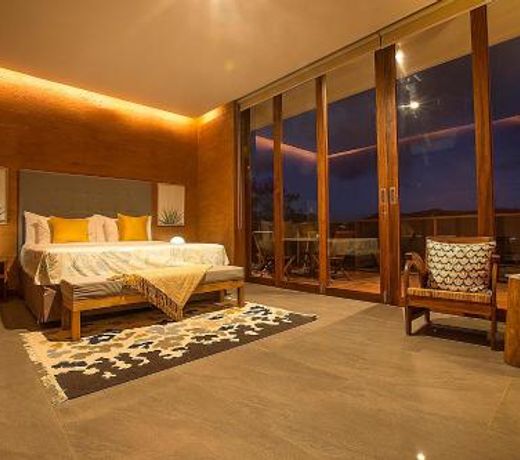 Seven Havens Residence