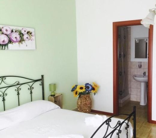Guesthouse Villa Kaos