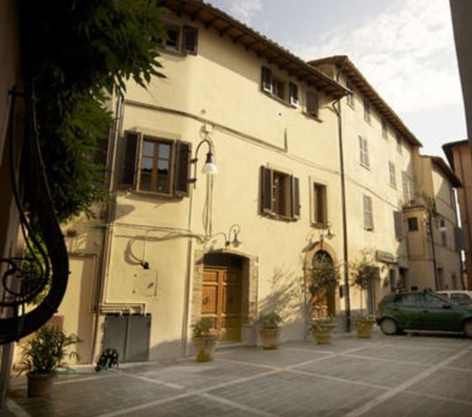 Palazzo Fiumi LaPlaca