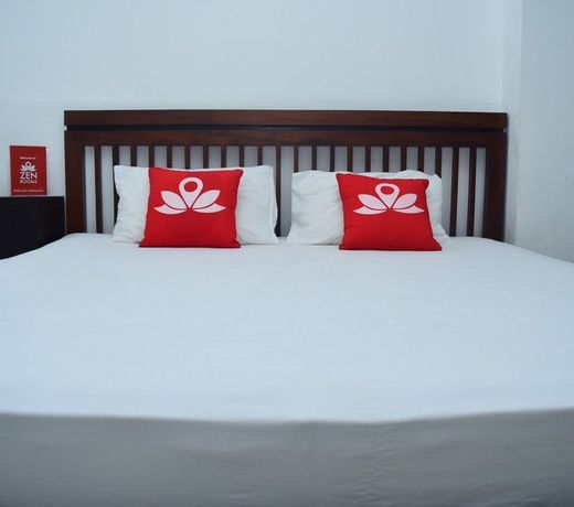 ZEN Rooms Union Place