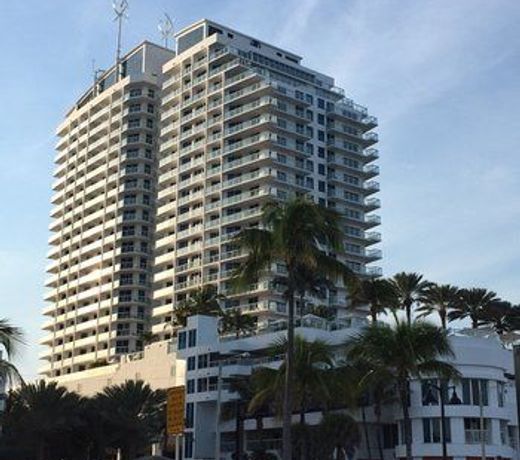 Private Residences at Q Club