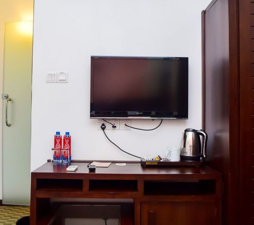 ZEN Premium Upatissa Road