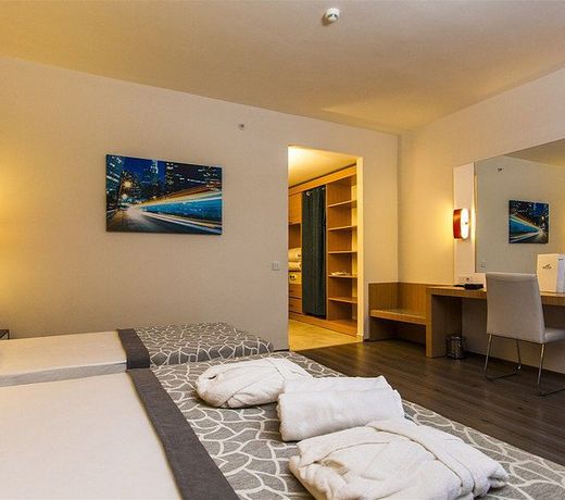 Avena Resort & Spa Hotel
