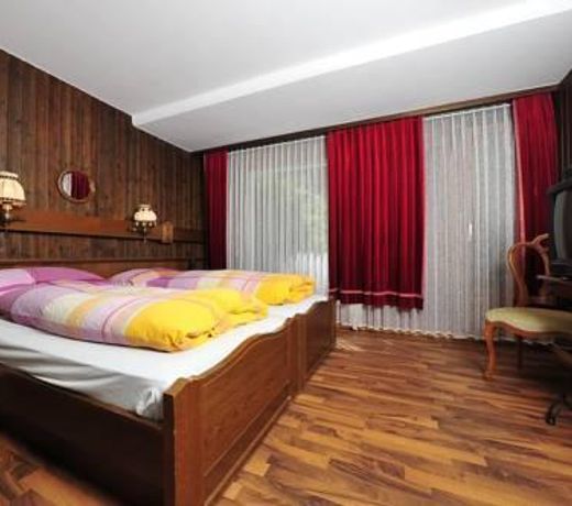 HOTEL BACH