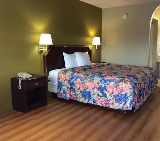 Stratford House Inn