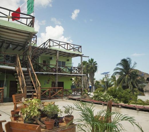 Hotel La Chaya