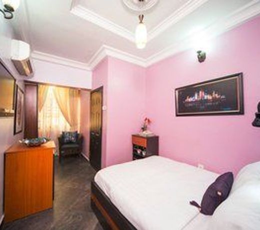 Britannia Hotel & Suites