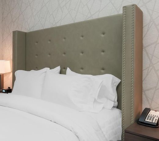 DoubleTree by Hilton Evansville